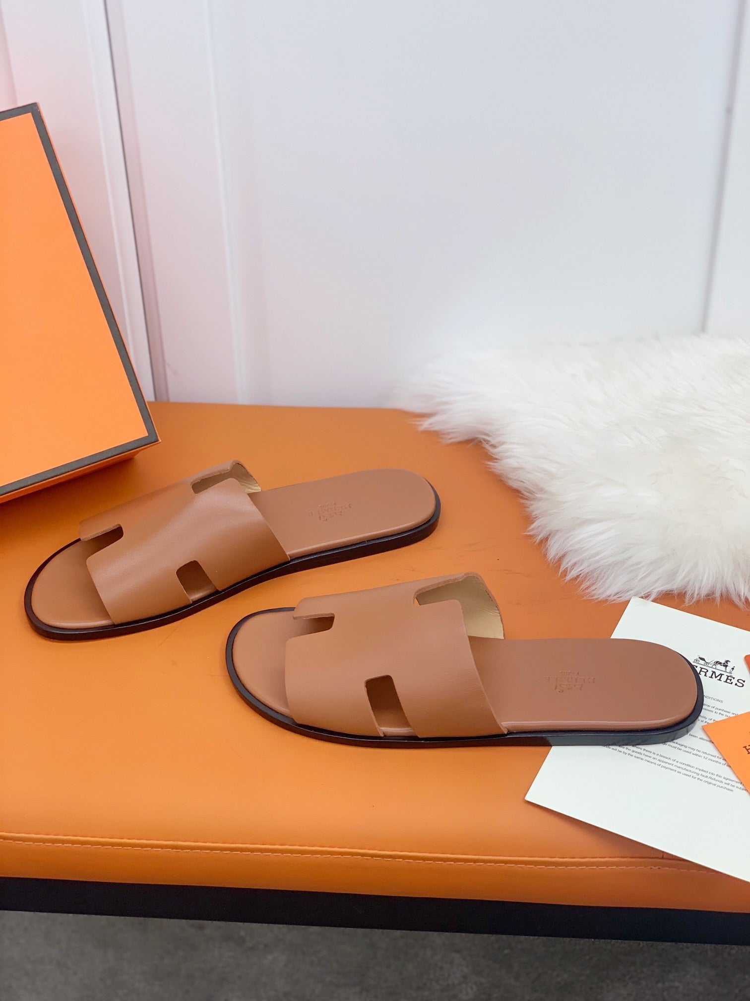 HM IZMIR SANDAL GOLD CALFSKIN