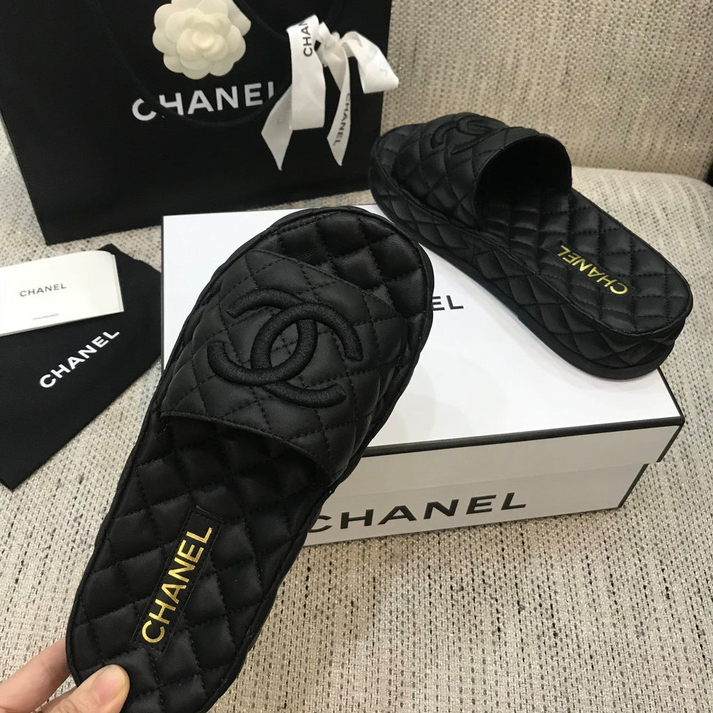 CC 2021 Logo Mules Black Quilted Lambskin 688660