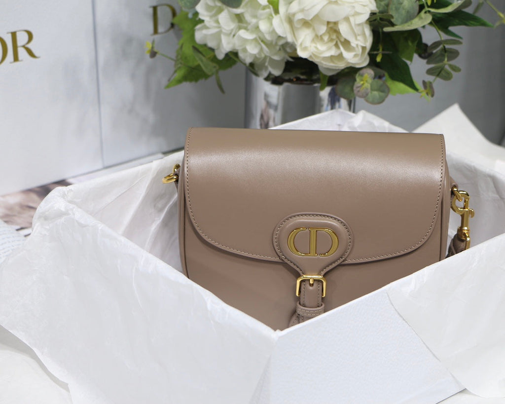 MEDIUM CD BOBBY 22CM DARK BROWN CALFSKIN GOLD HARDWARE