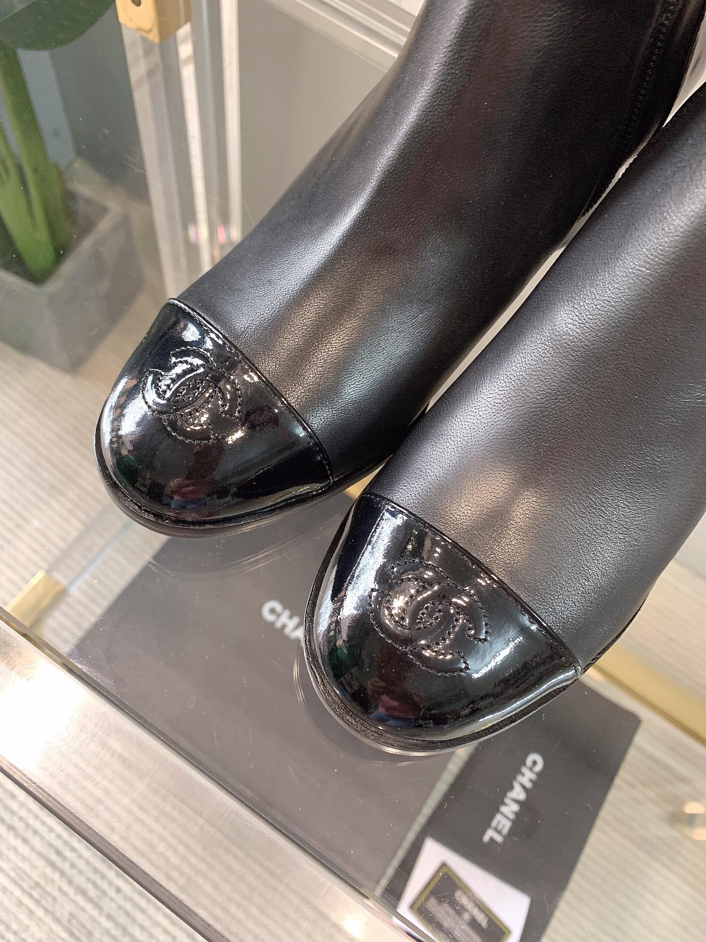 CC Block Heel Ankle Boots 60mm Black Patent Leather Sheeepskin 464554