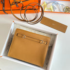 Kelly Danse II 22cm Gold Evercolor Leather Shw