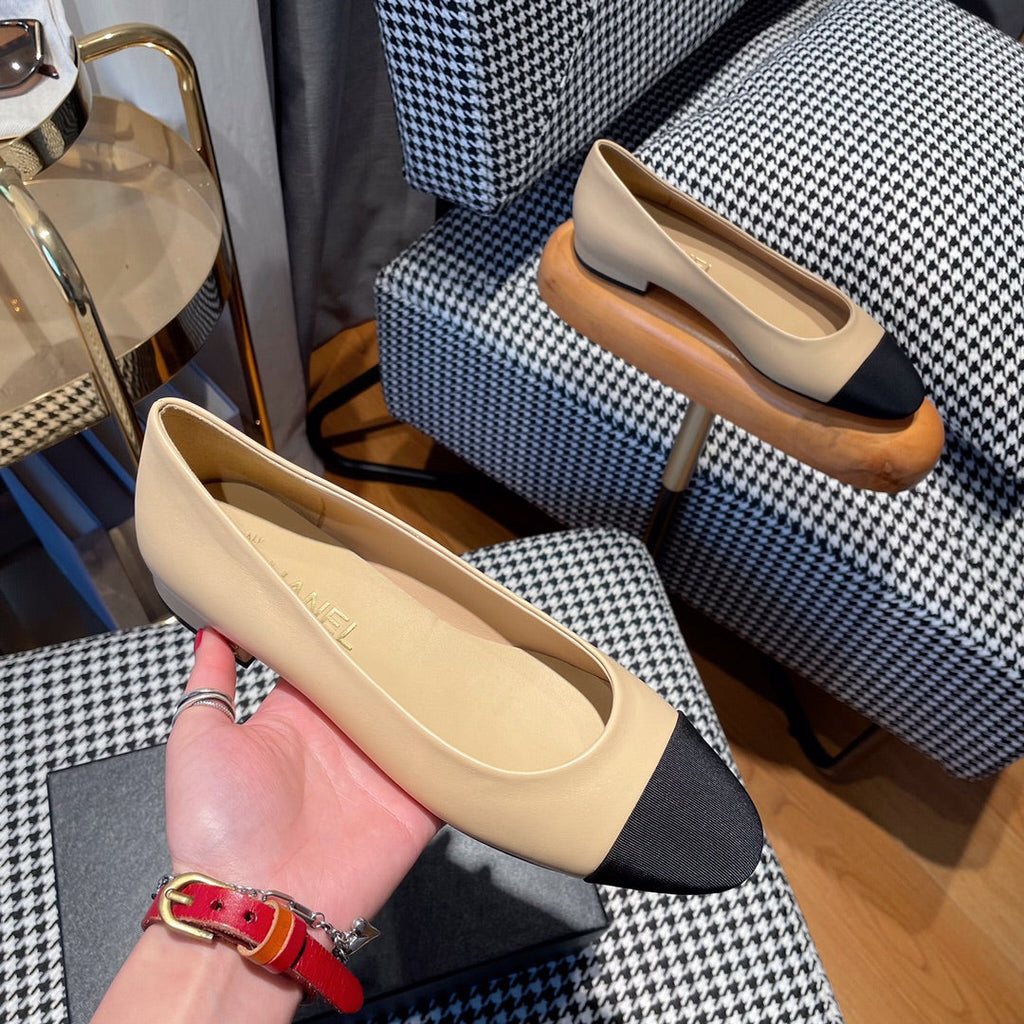 CC Ballet 20MM In Beige Lambskin 144353