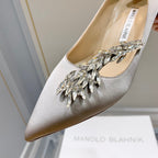 Manolo Wheat Ear Rhinestone High Heels Pumps Grey Silk Fabric 327447