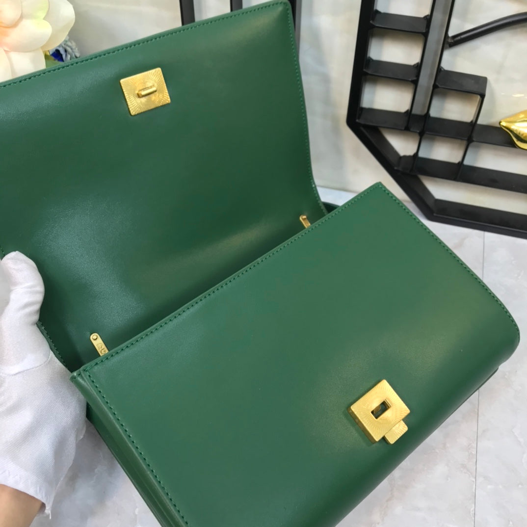 large devotion 26 shouder bag dark green cafskin