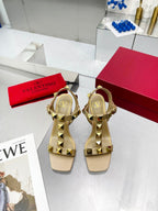 Valentino Roman Stud Sandal 90mm Calfskin 239554