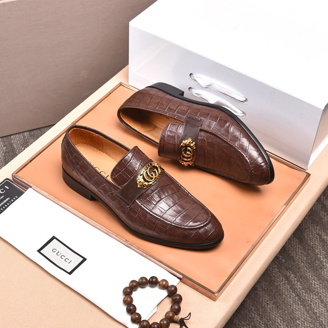 GG Men's Interlocking GG Loafer Brown Cowhide 498781