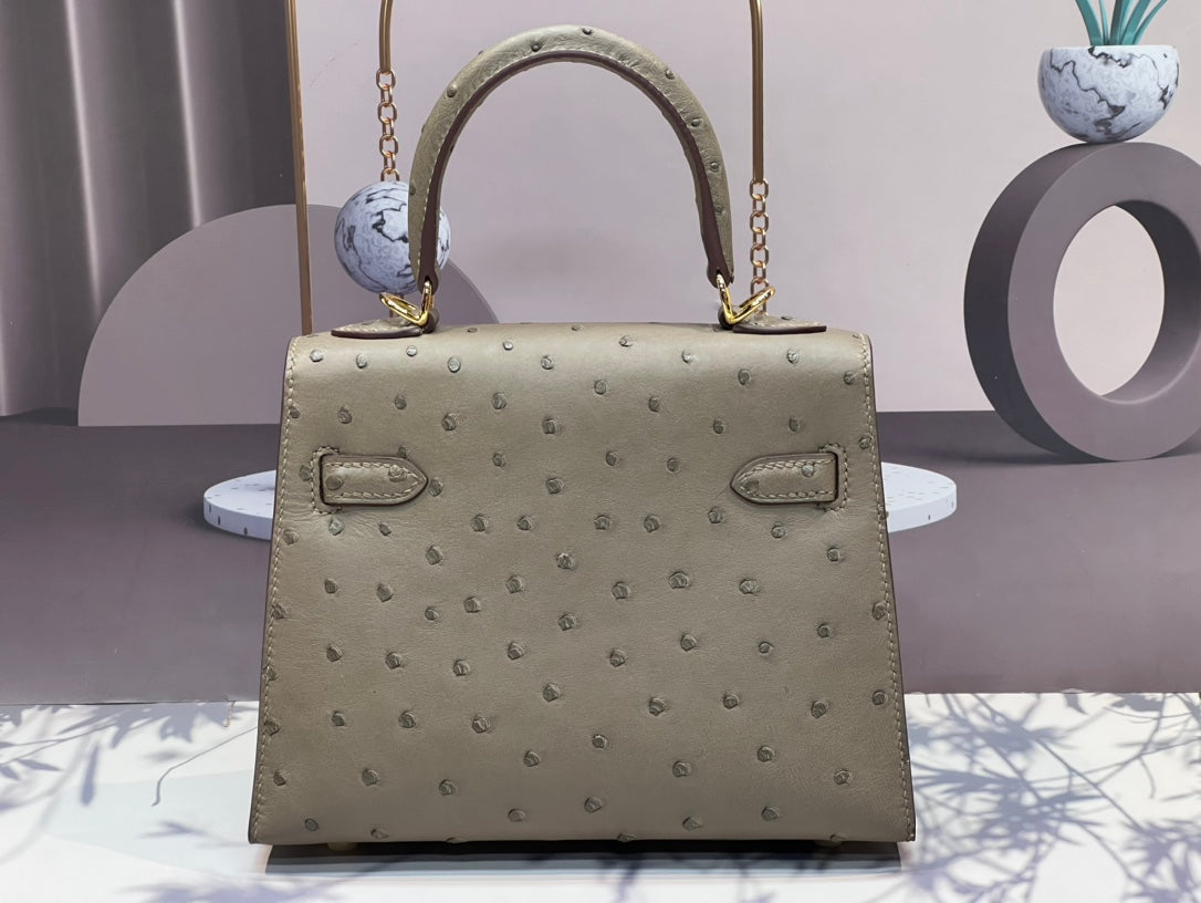 KELLY BAG 20 IN KHAKI BEIGE OSTRICH LEATHER WITH GOLD HARDWARE (MADE - TO - ODER)