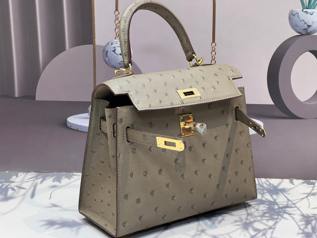 KELLY BAG 20 IN KHAKI BEIGE OSTRICH LEATHER WITH GOLD HARDWARE (MADE - TO - ODER)