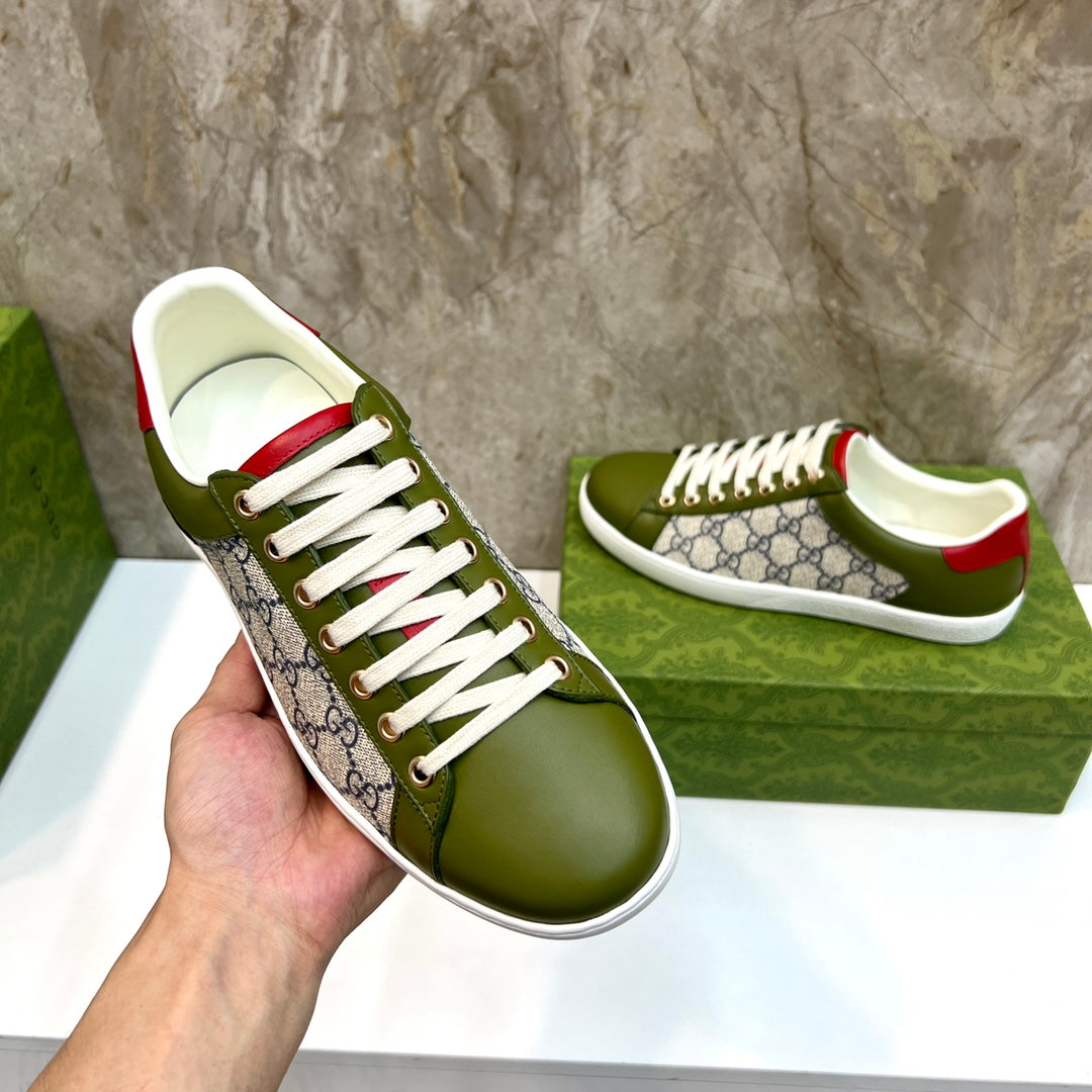 GG Men's Supreme Sneaker Green Canvas Cowhide 525928