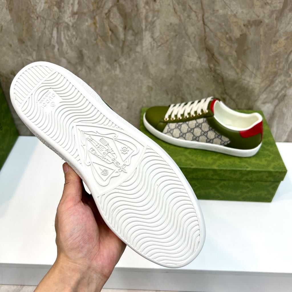 GG Men's Supreme Sneaker Green Canvas Cowhide 525928