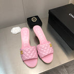 DIAMOND-QUILTED 6 CM SANDALS IN BABY PINK LAMBSKIN