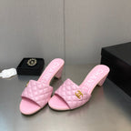 DIAMOND-QUILTED 6 CM SANDALS IN BABY PINK LAMBSKIN