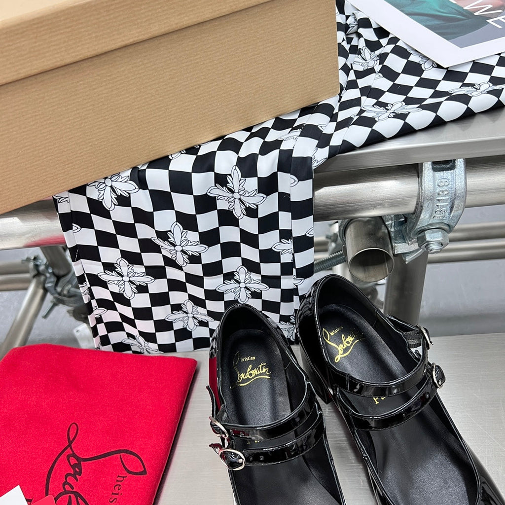cl miss jane black patent calfskin