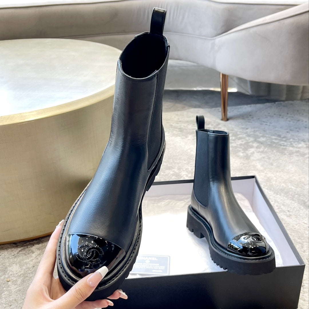 CC 25 Track Sole Chelsea Boots 50mm Black Calfskin 527574