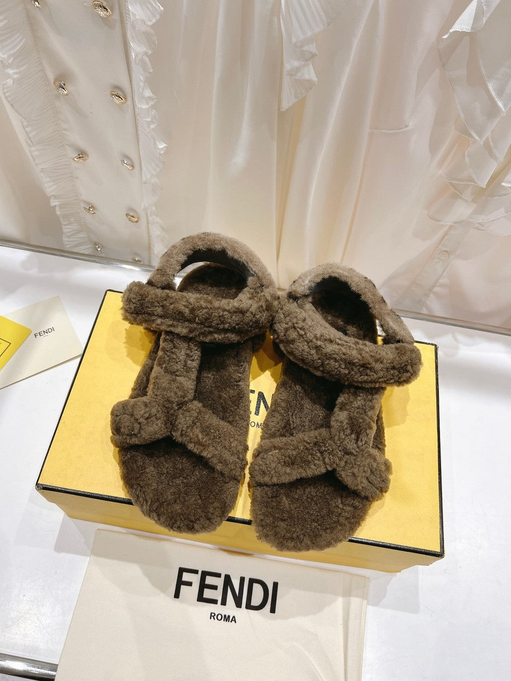 FENDI DAD SANDAL IN MOCHA BROWN FLEECE