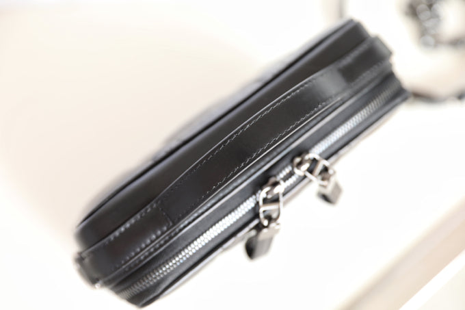 CARO BOX BAG 19 IN BLACK CALFSKIN