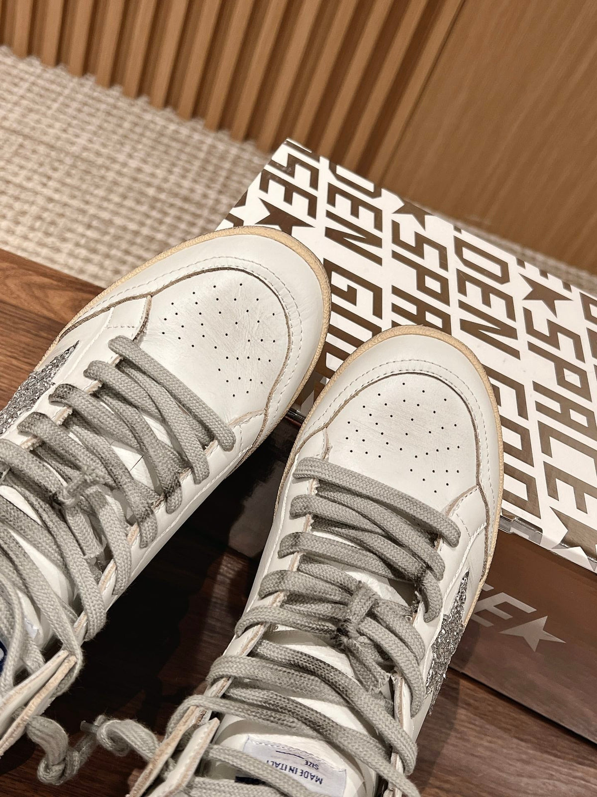 SKY-STAR SNEAKERS IN WHITE NAPPA LAMBSKIN WITH SILVER GLITTER STAR AND HEEL TAB