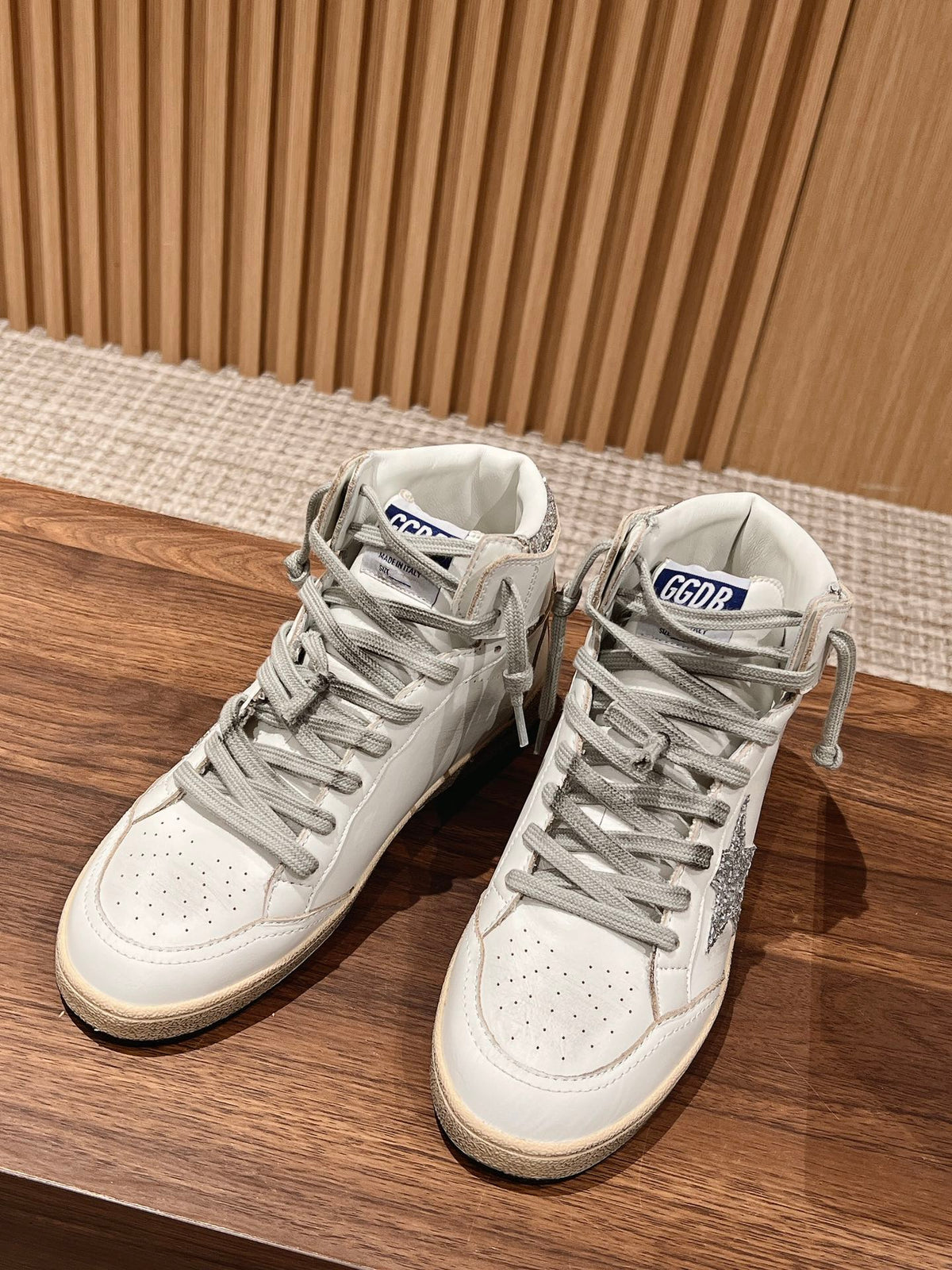 SKY-STAR SNEAKERS IN WHITE NAPPA LAMBSKIN WITH SILVER GLITTER STAR AND HEEL TAB