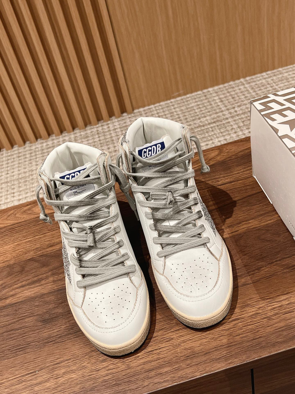 SKY-STAR SNEAKERS IN WHITE NAPPA LAMBSKIN WITH SILVER GLITTER STAR AND HEEL TAB