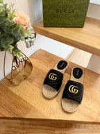 GG 26ss Slide Black Straw Sheepskin 692200