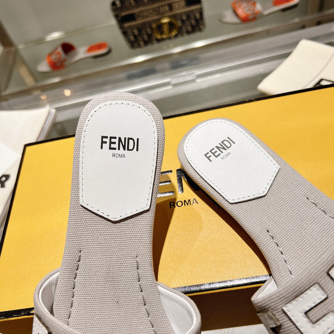 FF Women Roma Signature White Grey Canvas Leather Slide