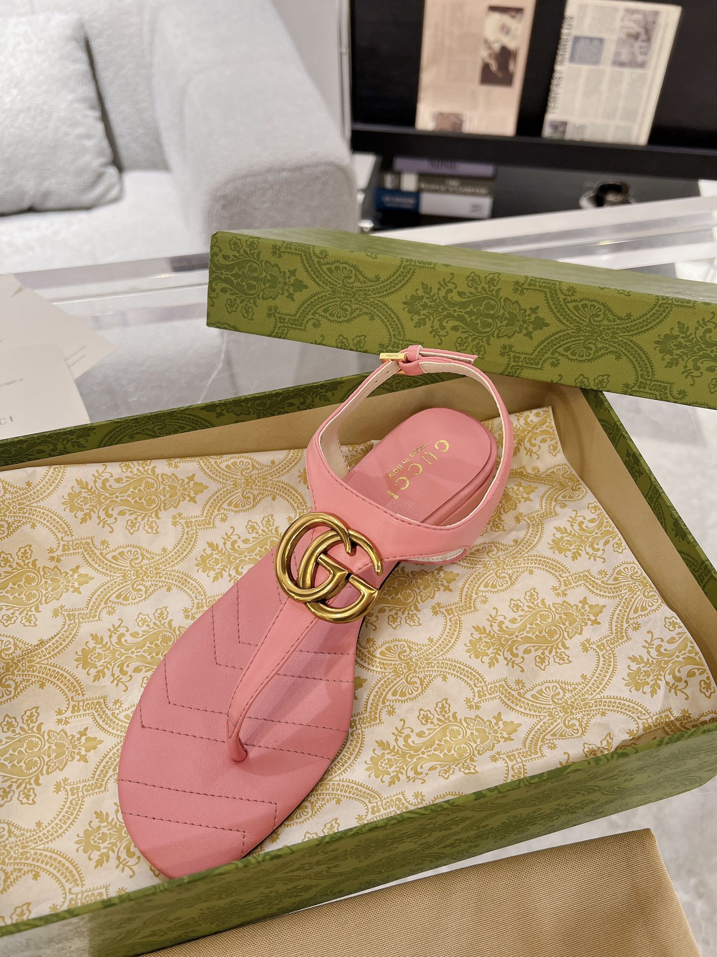 GC Double G Block Heel Thong Sandals Pink Leather 292409