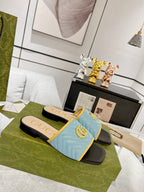 GG EXCLUSIVE SLIDE SANDAL SKY AND BLACK CALFSKIN
