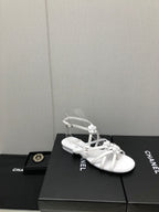 FLORAL FLAT SANDAL IN WHITE LAMBSKIN
