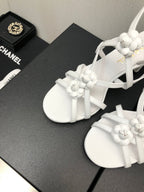 FLORAL HIGH HEEL SANDAL IN WHITE LAMBSKIN