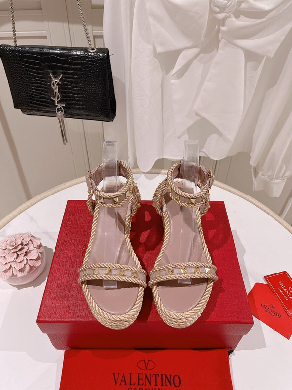 VT Rockstud Platform Sandals 65mm Pink Nude Espadrilles Calfskin 521310