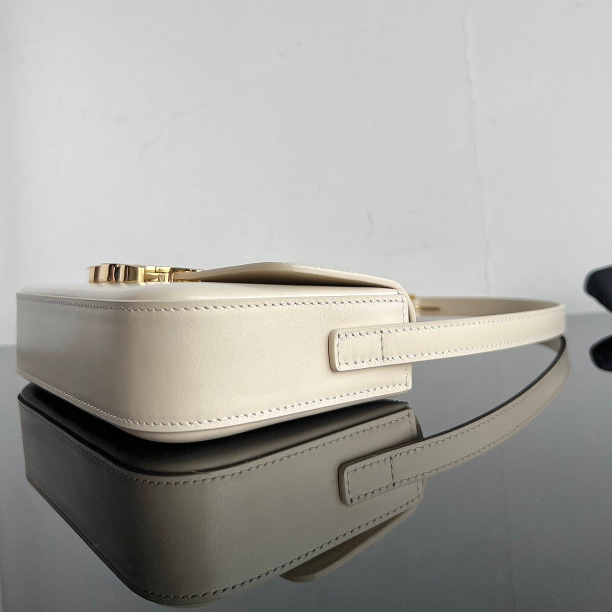 TRIOMPHE 20 WHITE CREAM CALFSKIN