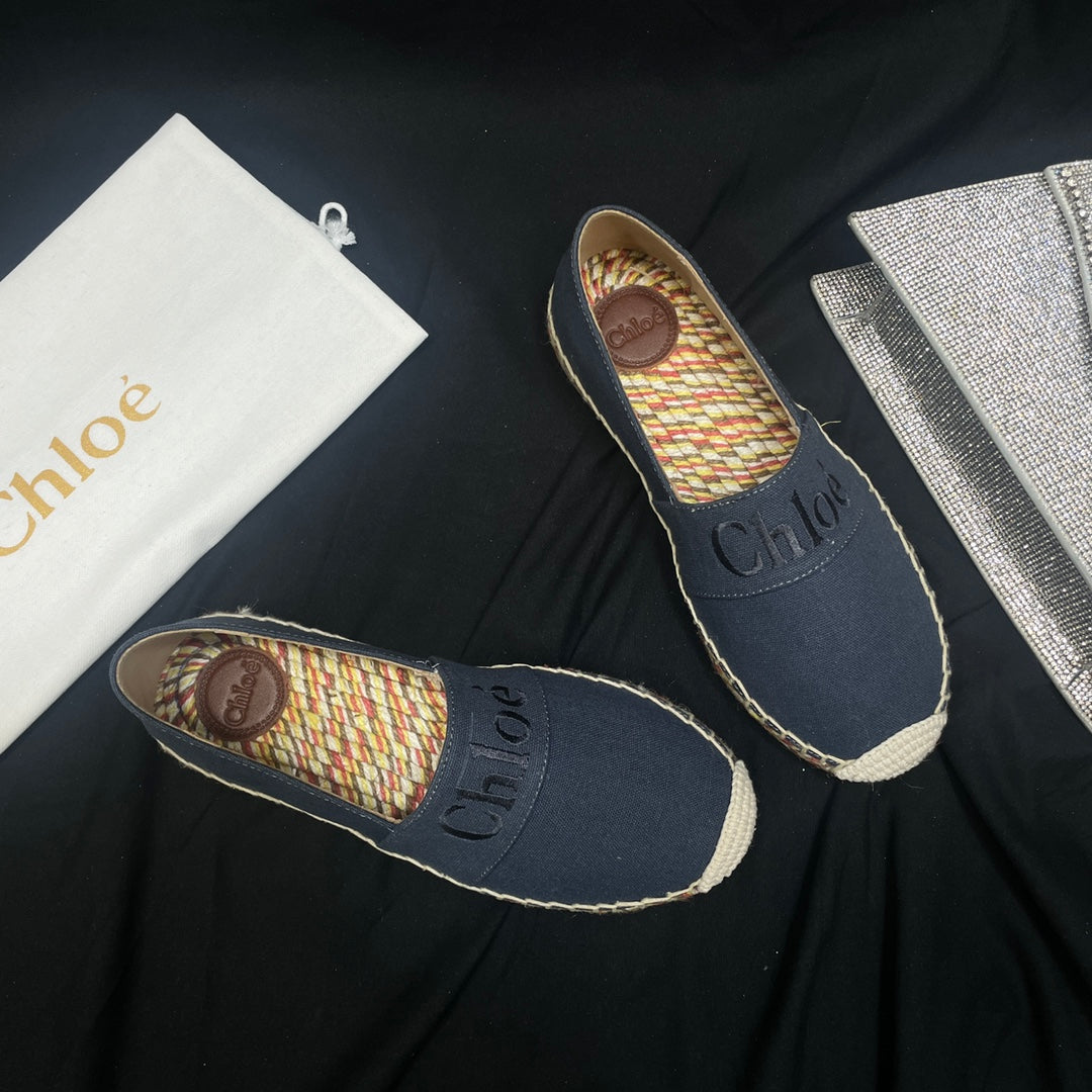 CHLOÉ WOVEN LOAFER IN BLACK DENIM AND COLORFUL RAFFIA
