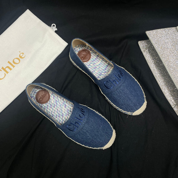 CHLOÉ WOVEN LOAFER IN NAVY BLUE DENIM AND COLORFUL RAFFIA