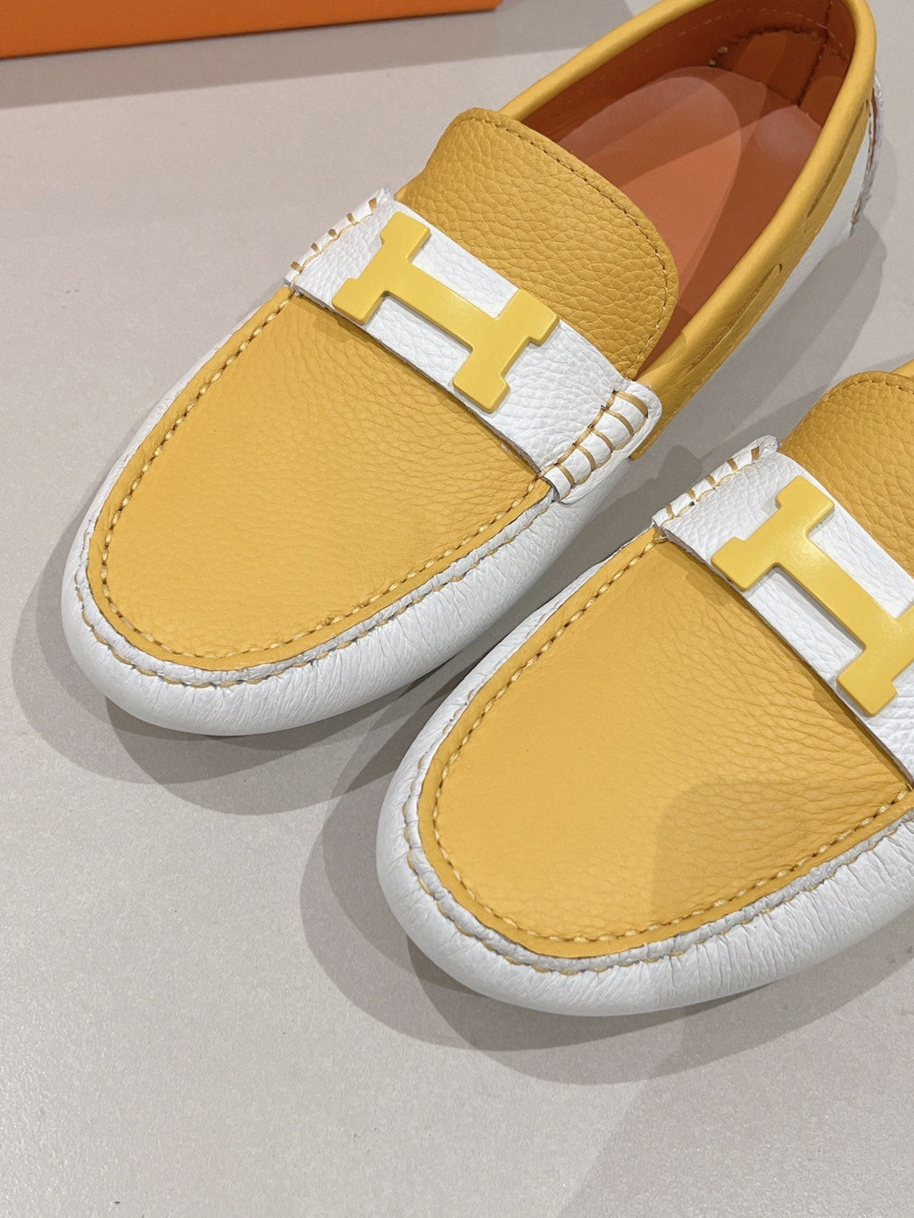 HM Men's Loafer Yellow Cowhide 557567