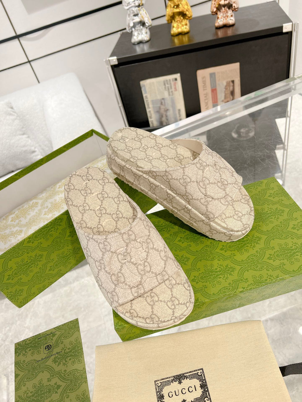 GC 25 Interlocking G 50mm Slide Sandal Monogram Beige Cowhide 292388