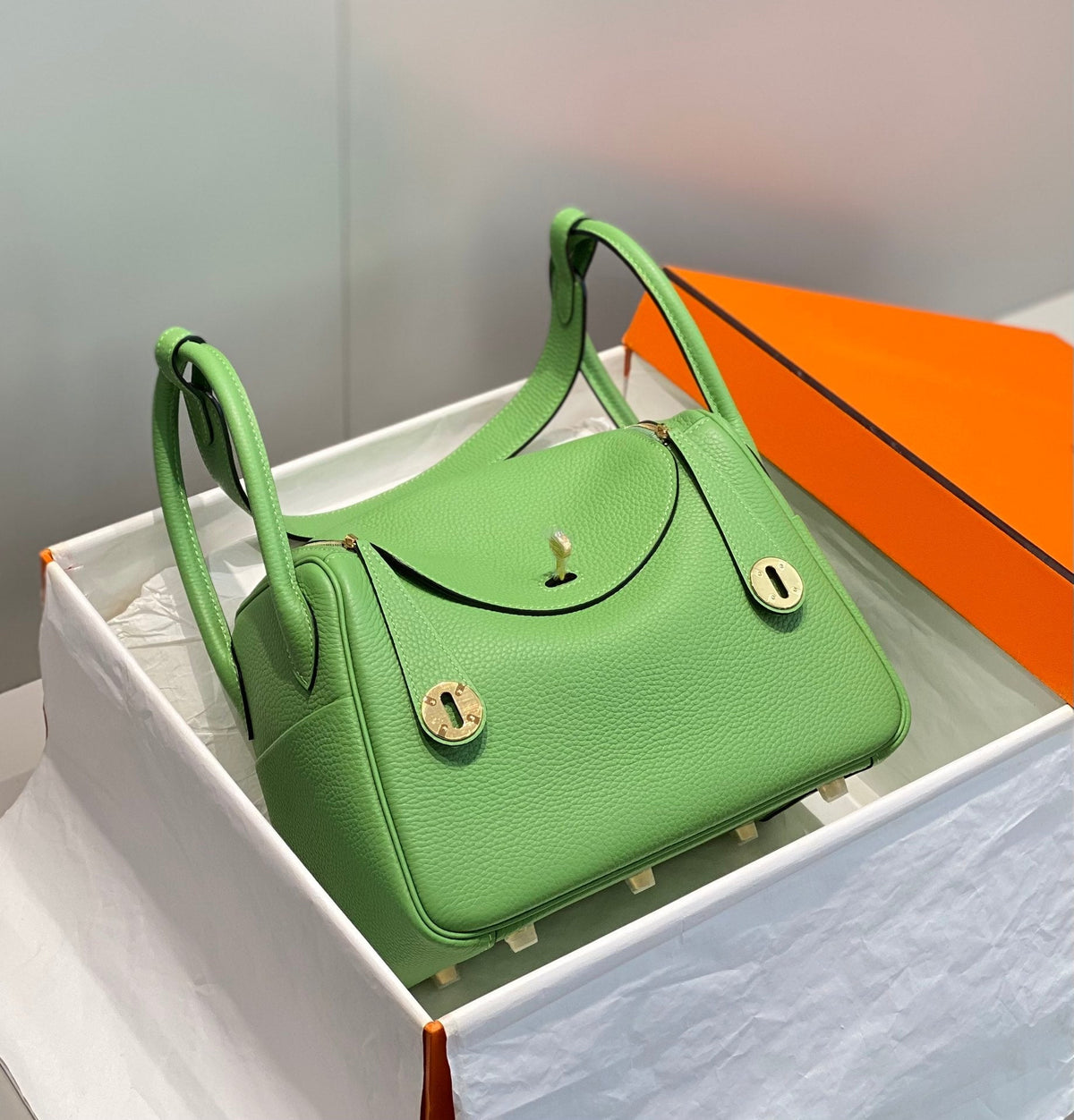 HM LINDY 30 BAG KELLY GREEN TAURILLON CLEMENCE LEATHER