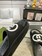 GC 25 Interlocking G 50mm Slide Sandal White Black Cowhide 292399