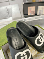 GC 25 Interlocking G 50mm Slide Sandal White Black Cowhide 292399