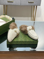 HORSEBIT MULE IN WHITE CALFSKIN AND LAMB WOOL LINING