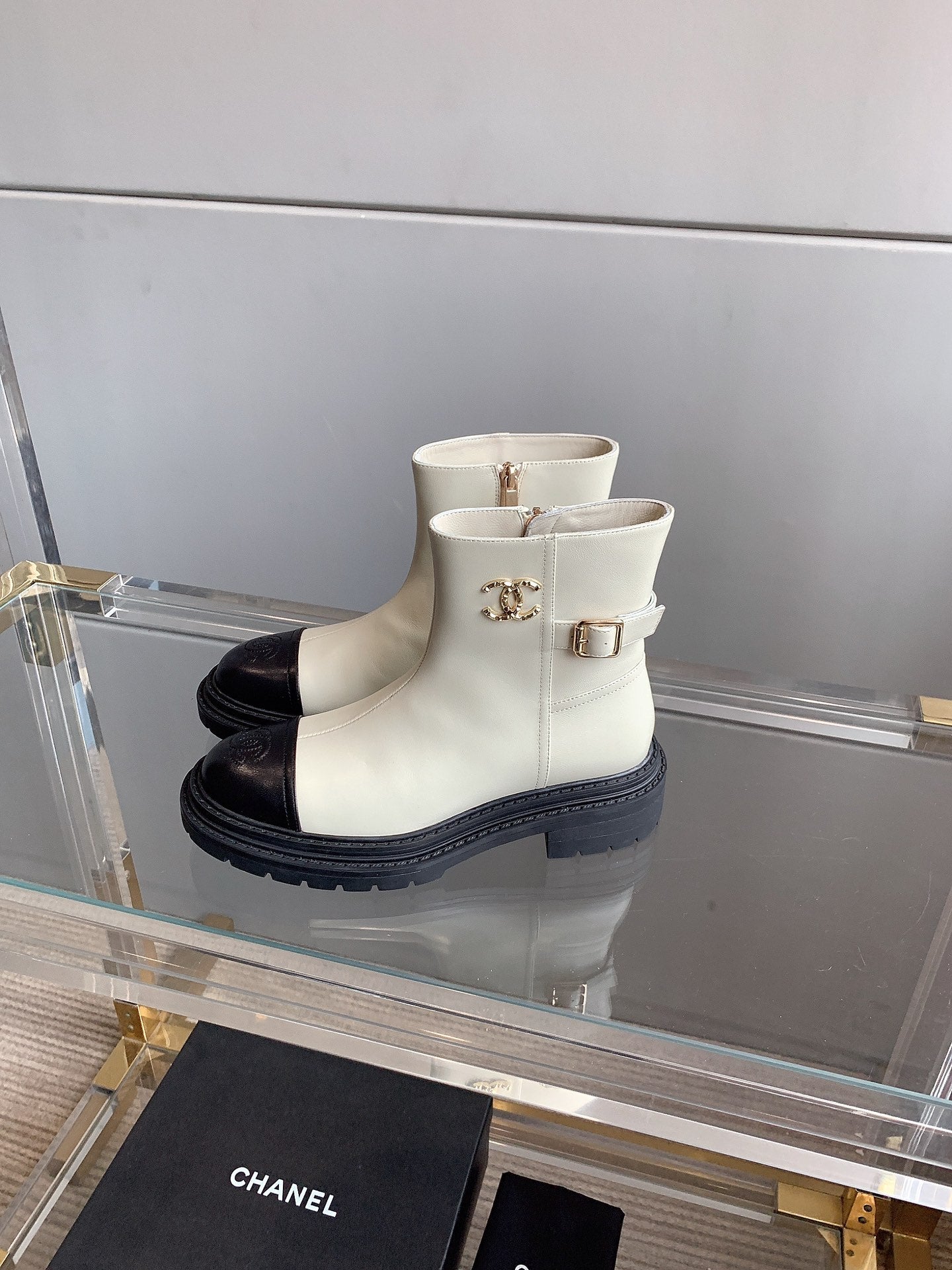CC Cap Toe Ankle Boots Black White Cowhide 464572