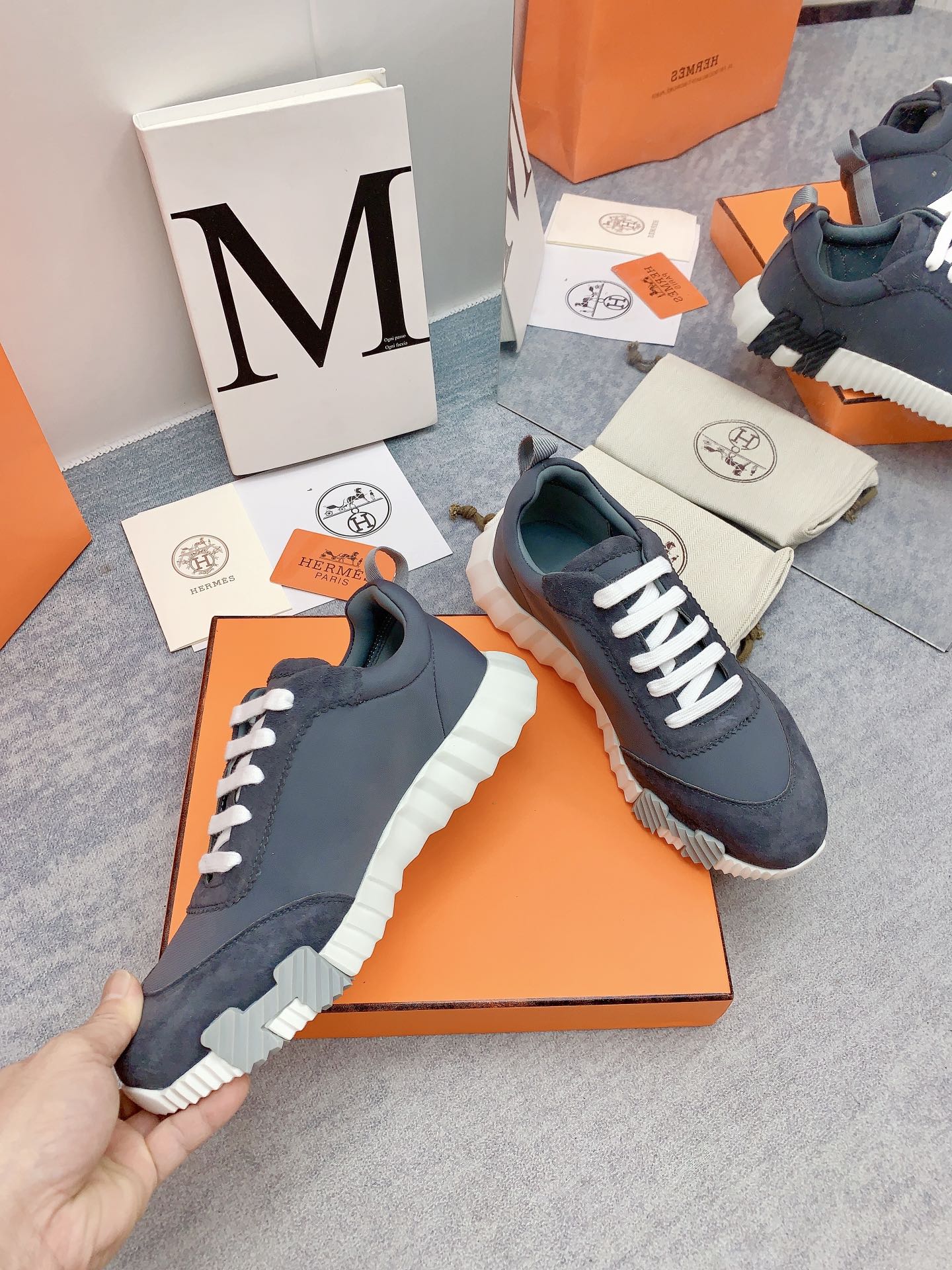 HM Bouncing Sneaker In Grey Lambskin 106433
