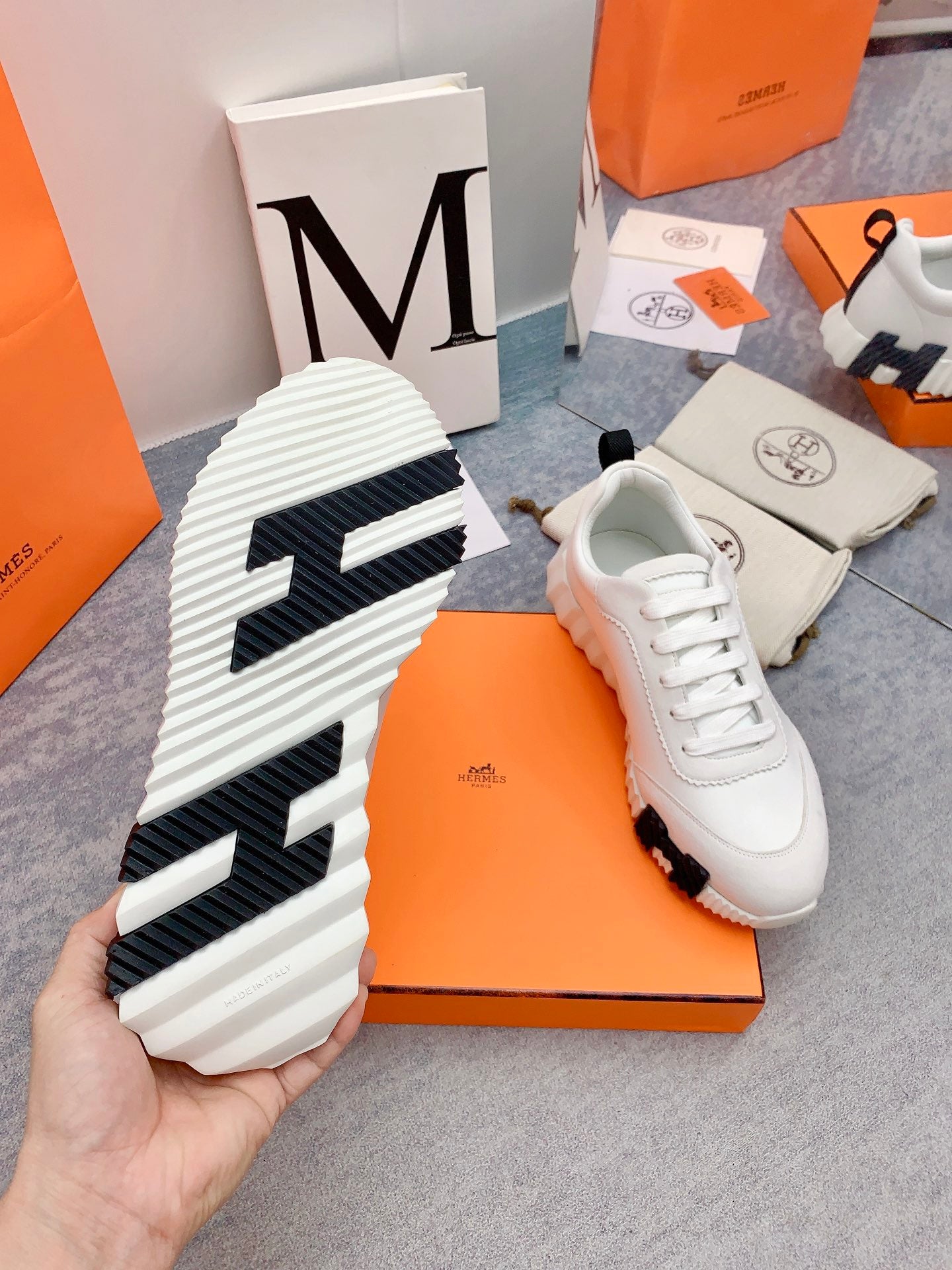 HM Bouncing Sneaker In White Silk Lambskin 106449