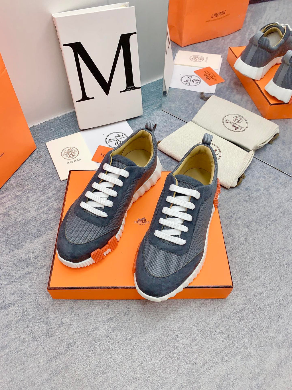 HM Bouncing Sneaker In Dark Grey Mesh Fabric 106461