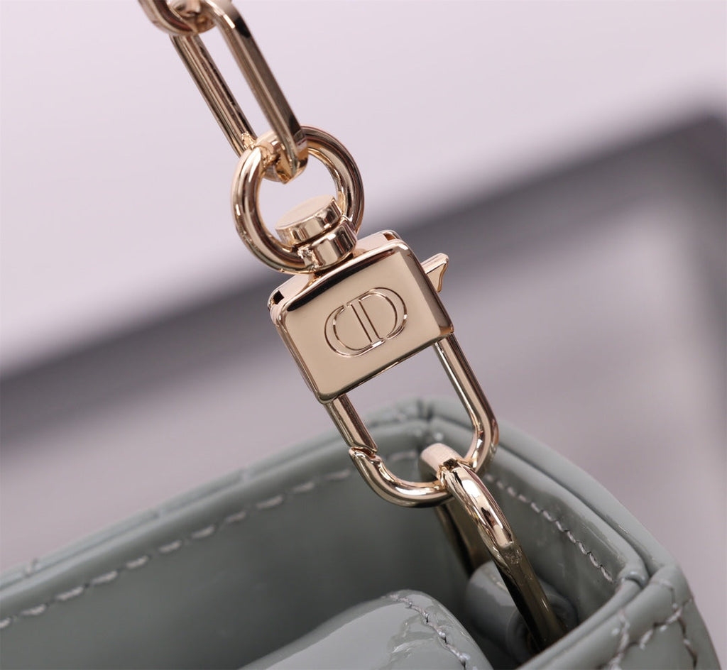 MEDIUM LADY D-JOY 26 ROCK GRAY LAMBSKIN