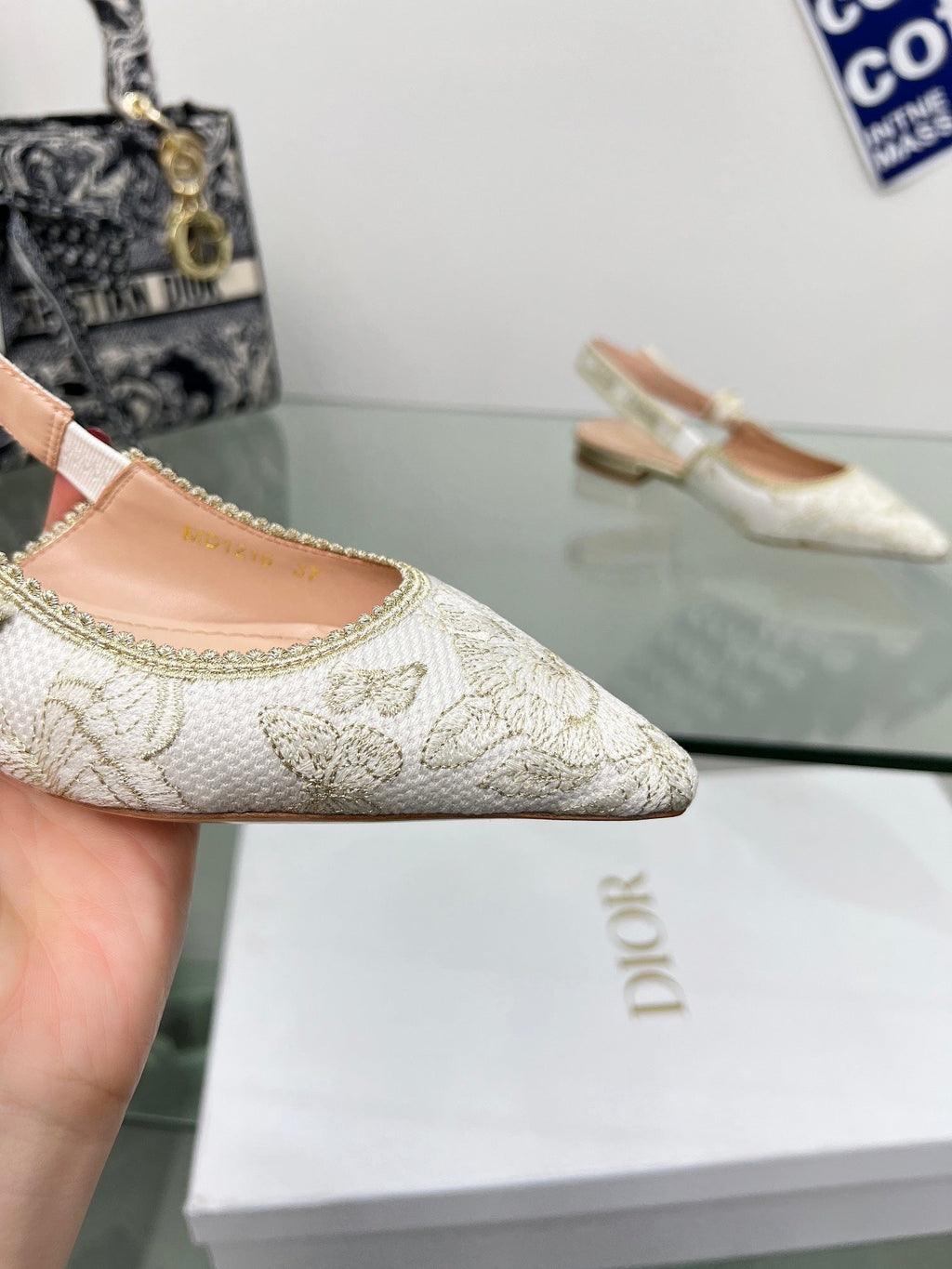CD 25 Slingback Pump Cream Transparent Mesh