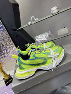 3XL SNEAKER IN NEON GREEN MESH AND POLYURETHANE