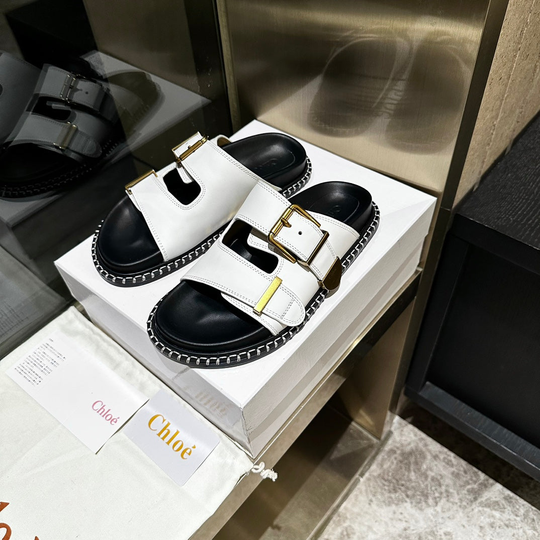 CHLOÉ DAD SANDALS IN WHITE CALFSKIN WITH GOLD HARDWARE