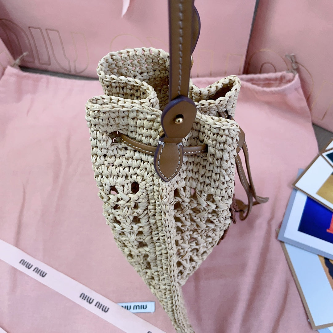 miu bucket bag 20cm beige woven fabric