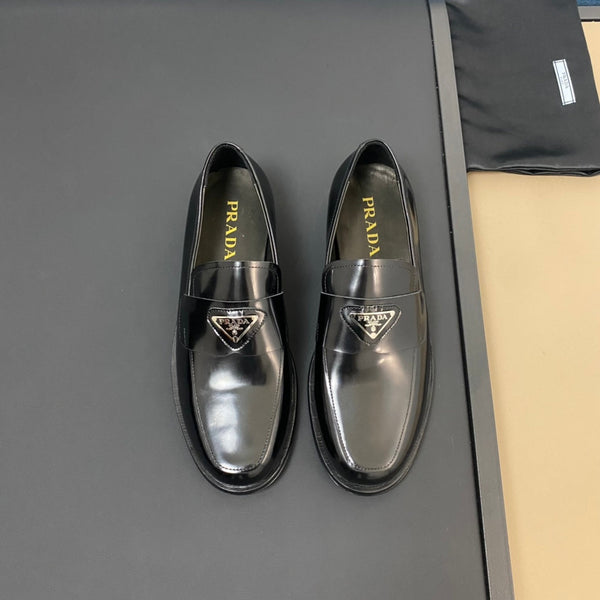 PRA LOAFER IN GLOSSY BLACK LEATHER