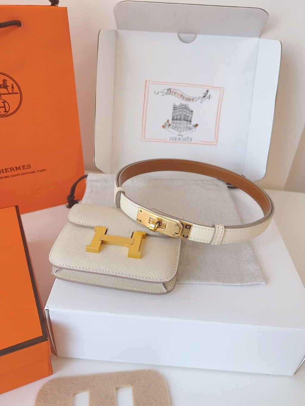 hm kelly belt 18mm with constance slim white epsom gold hardware